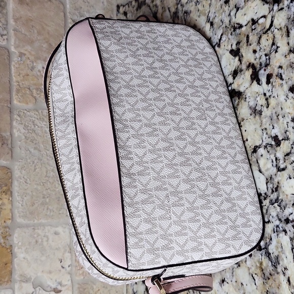 Michael Kors Jet Set Logo Crossbody - Picture 7 of 13